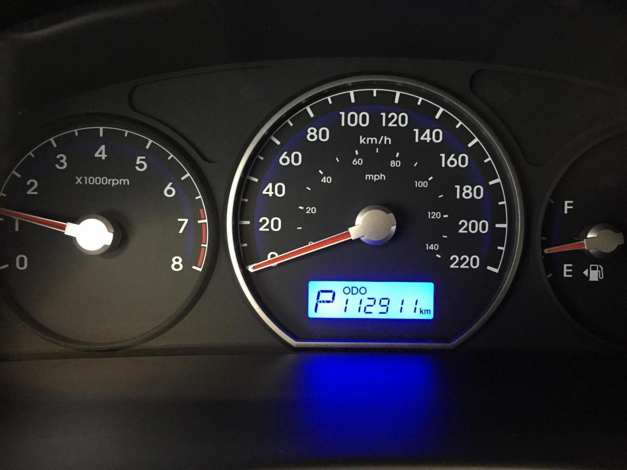 647562