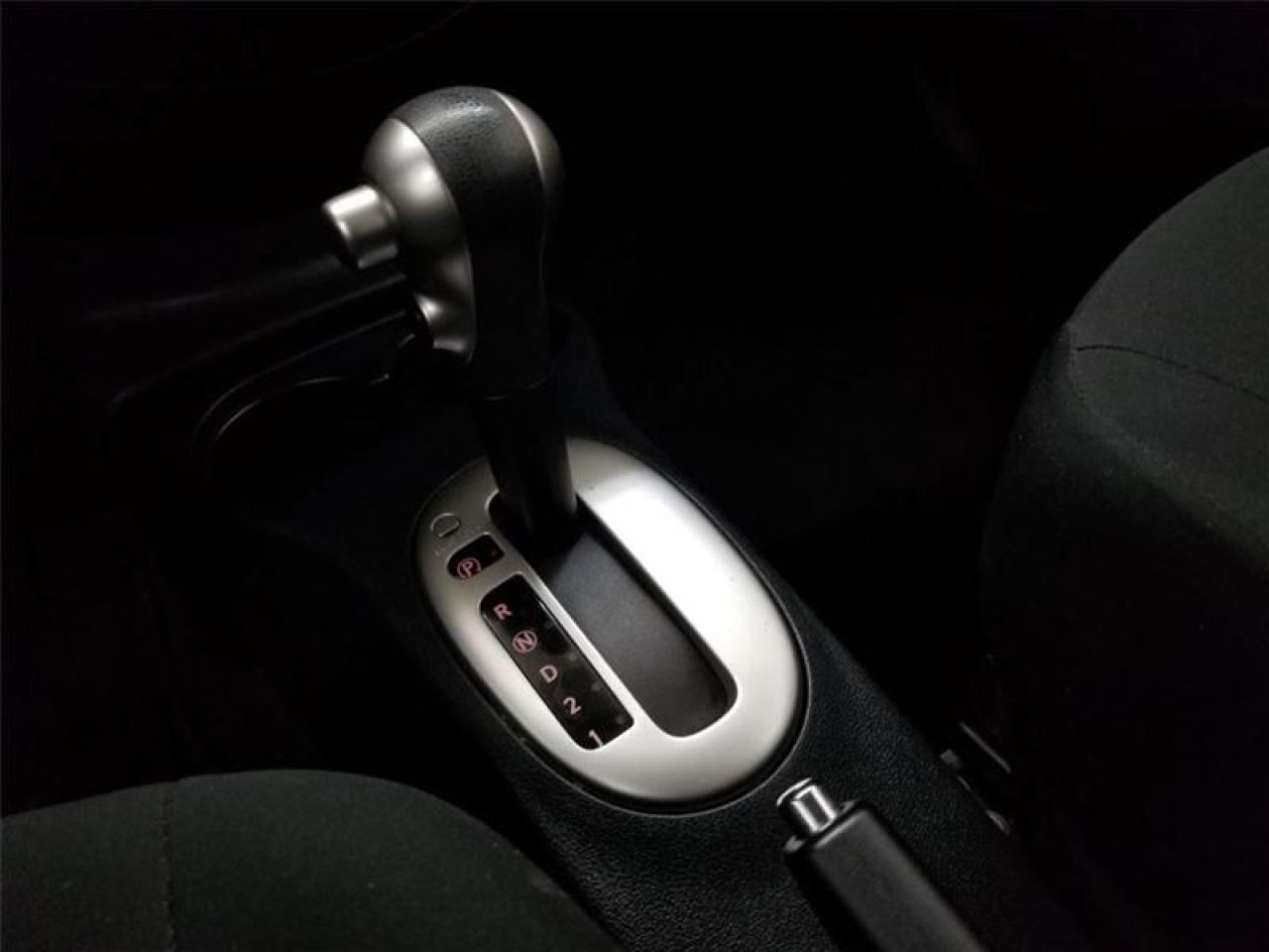 647573