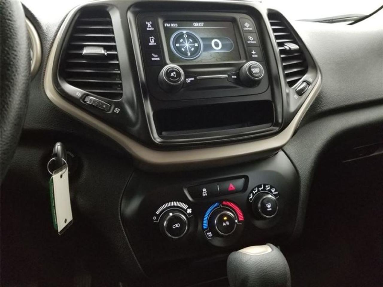 647579