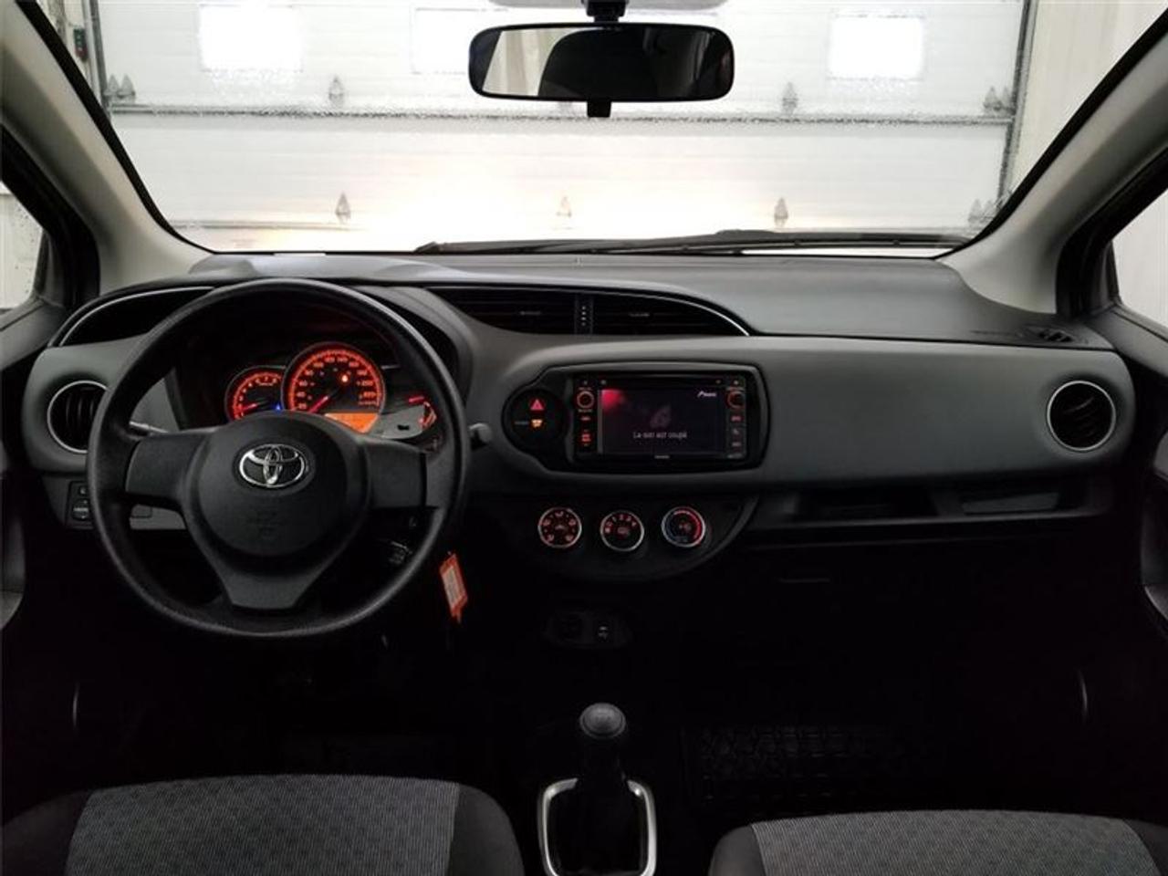 647593.11324465