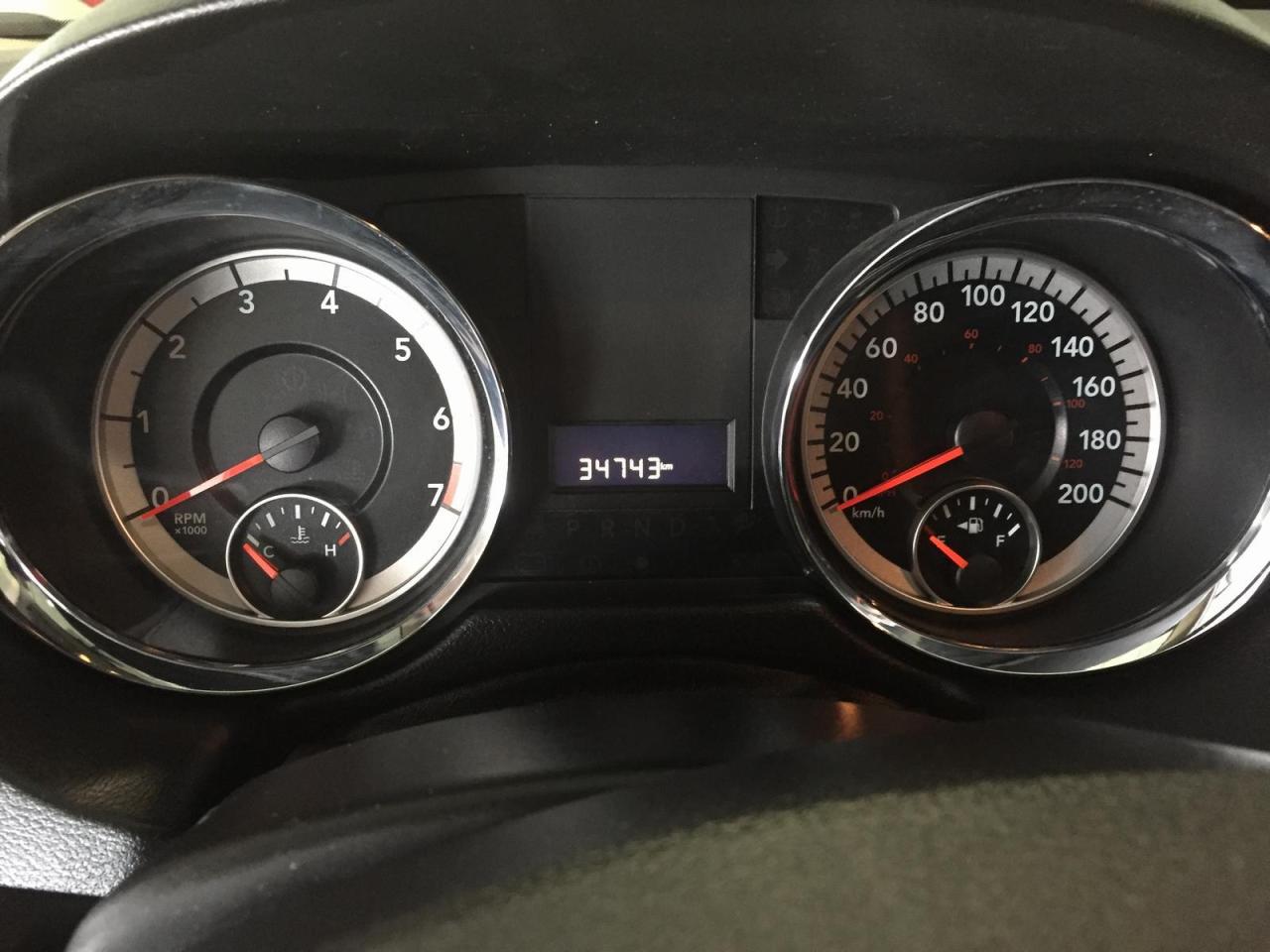647594