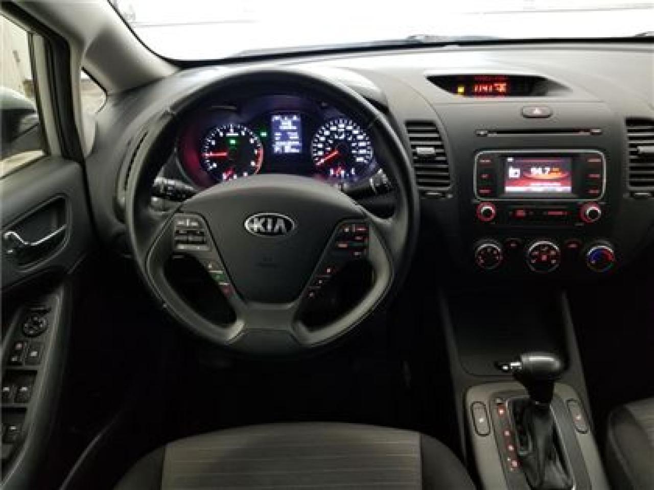 647637