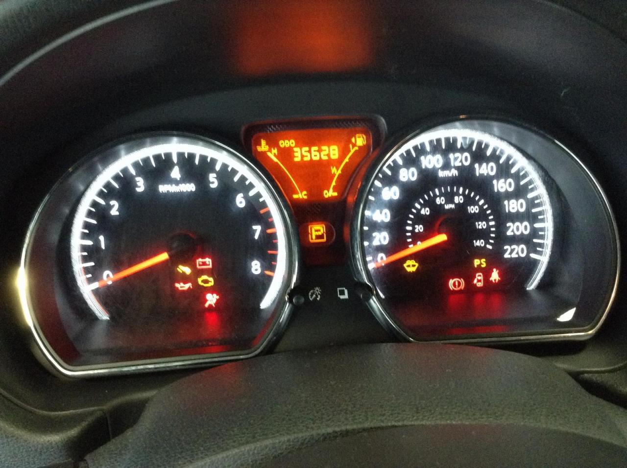 647657