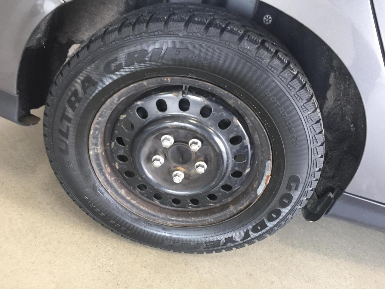 647663