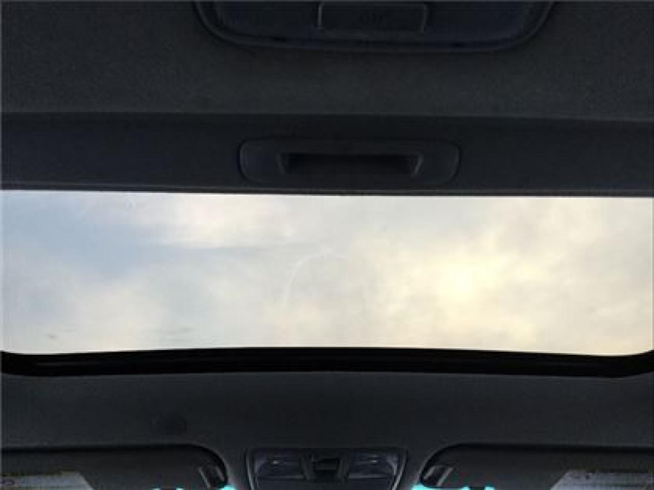 647689