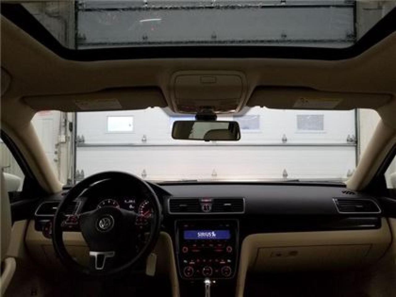 647693