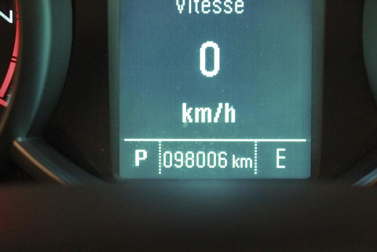 647697.11806271