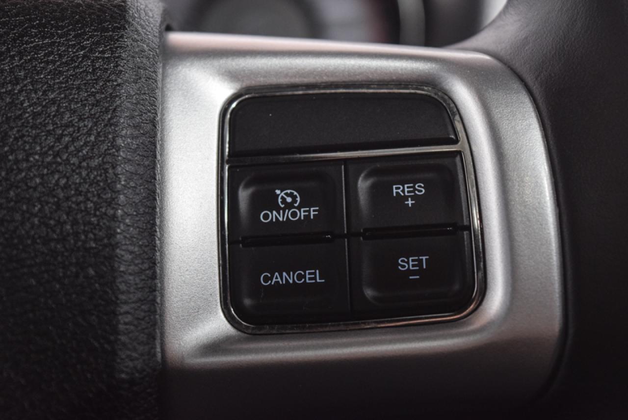 647700