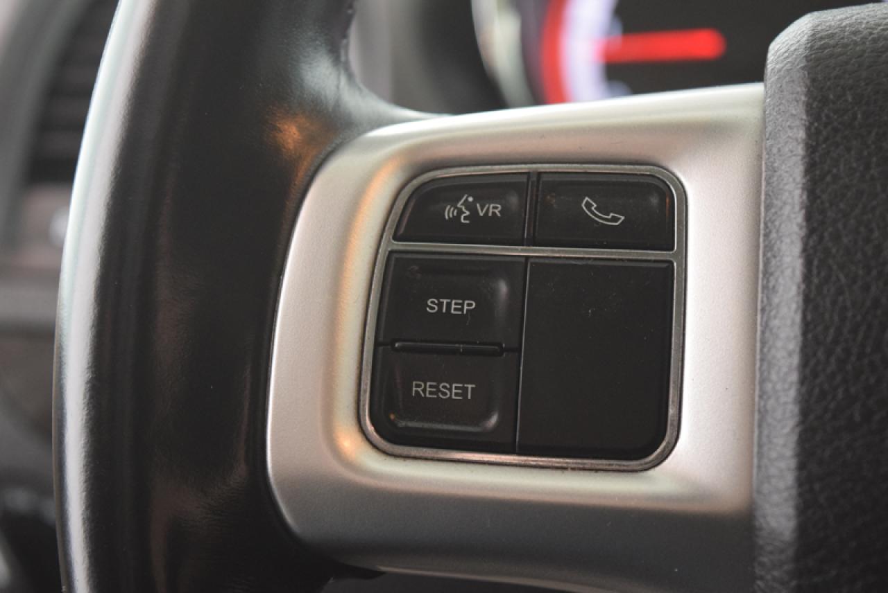 647711