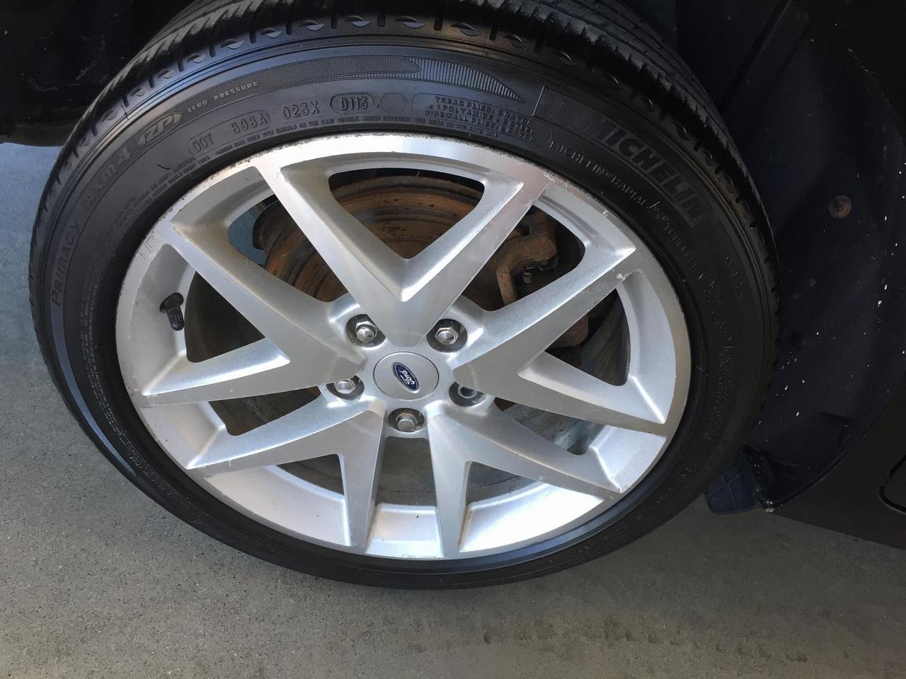 647719.11327101