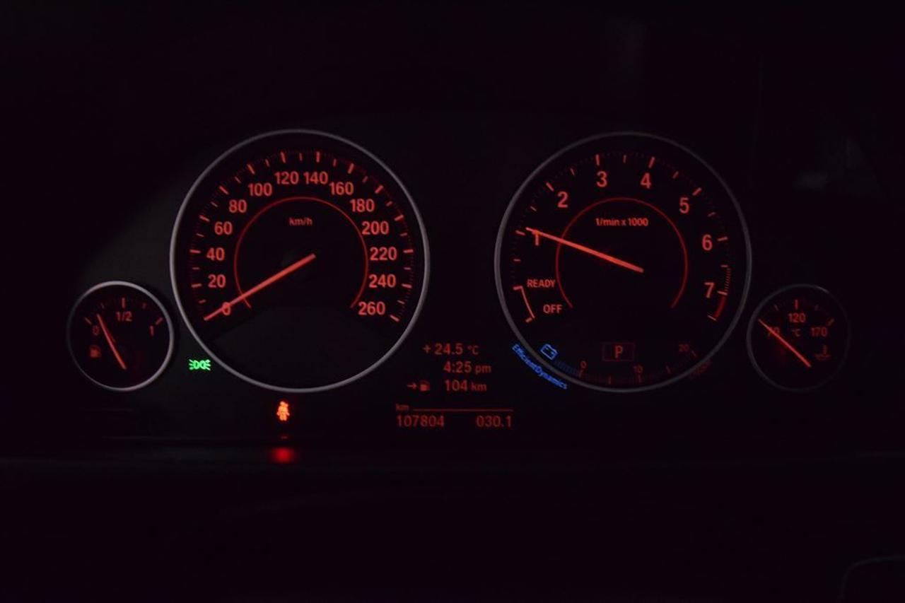 647725.11327257