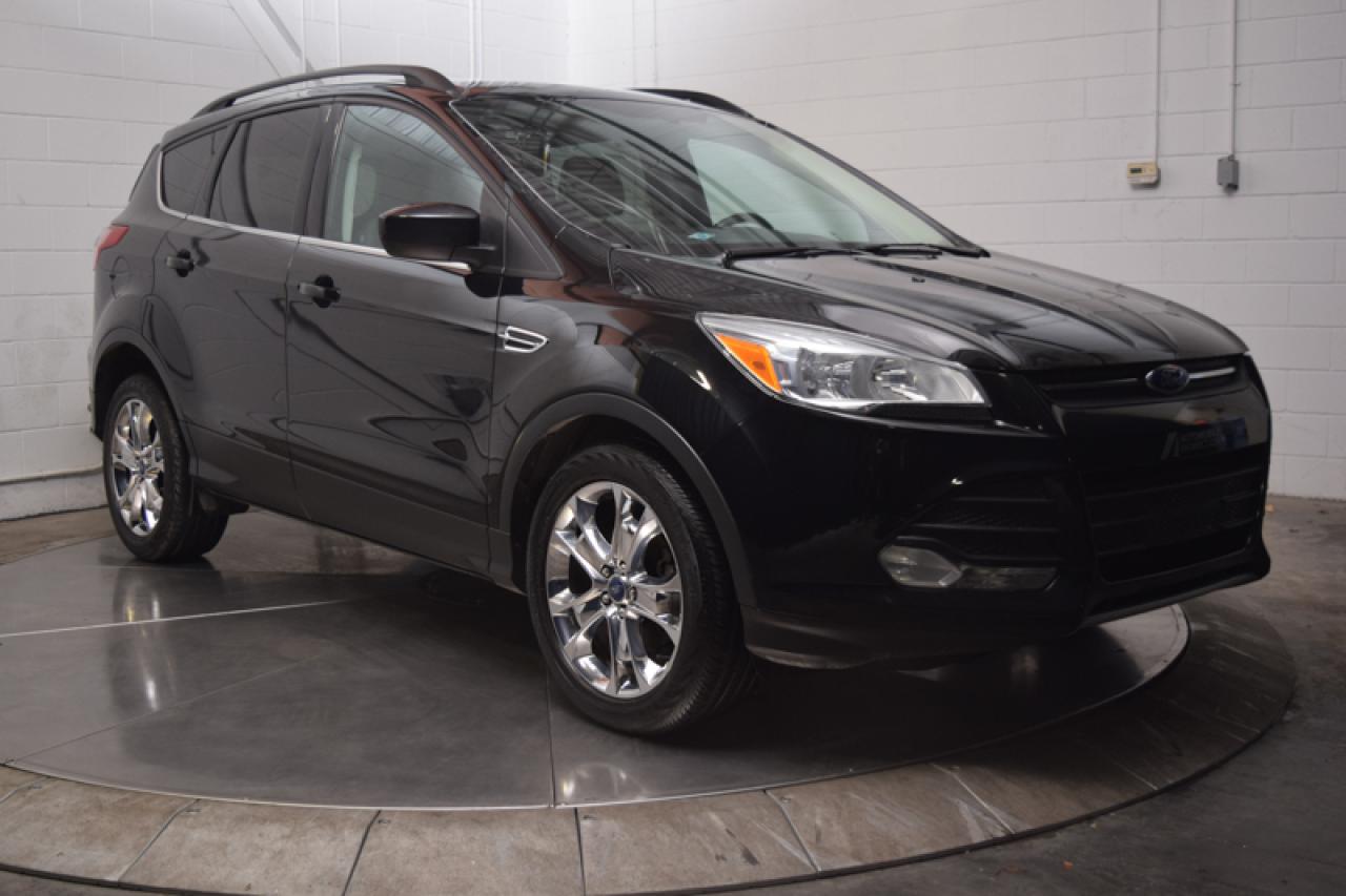 Used 2014 Ford Escape Se Chrome Pack Cuir for sale in St-Constant, QC