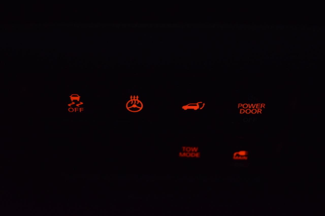 647757.11328109
