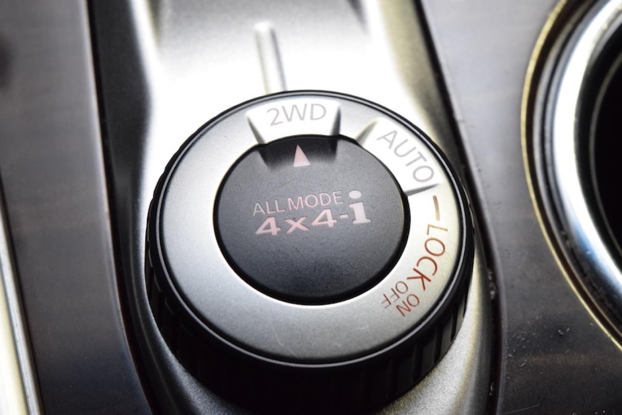 647757