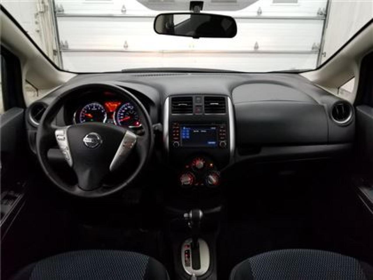 647761