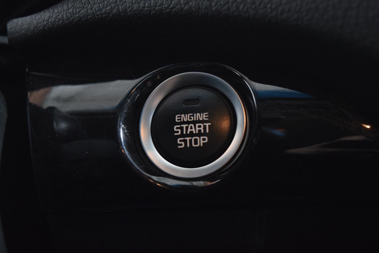 647764