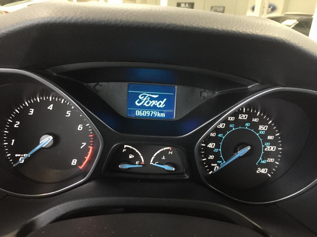 647767