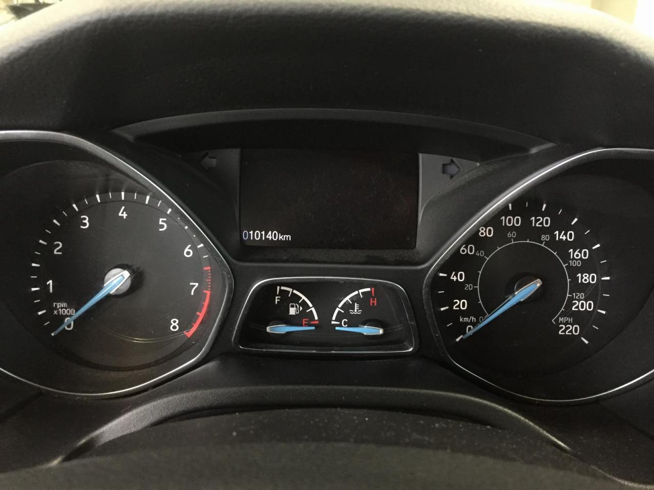 647781