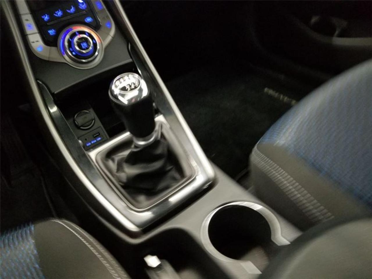 647794