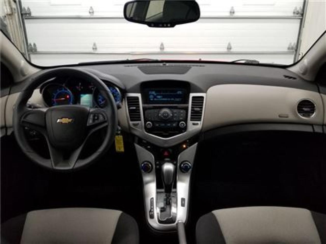 647802