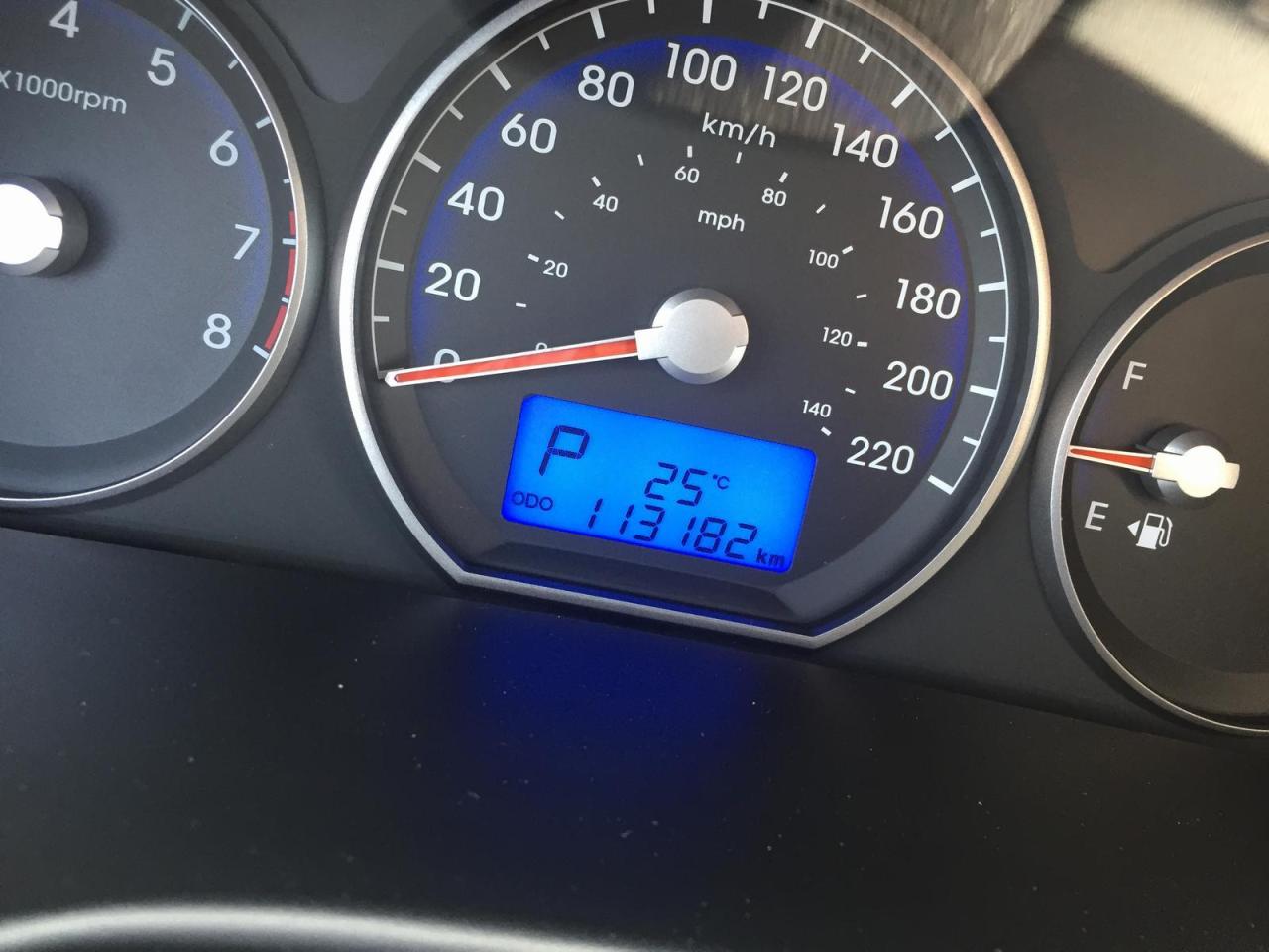 647812