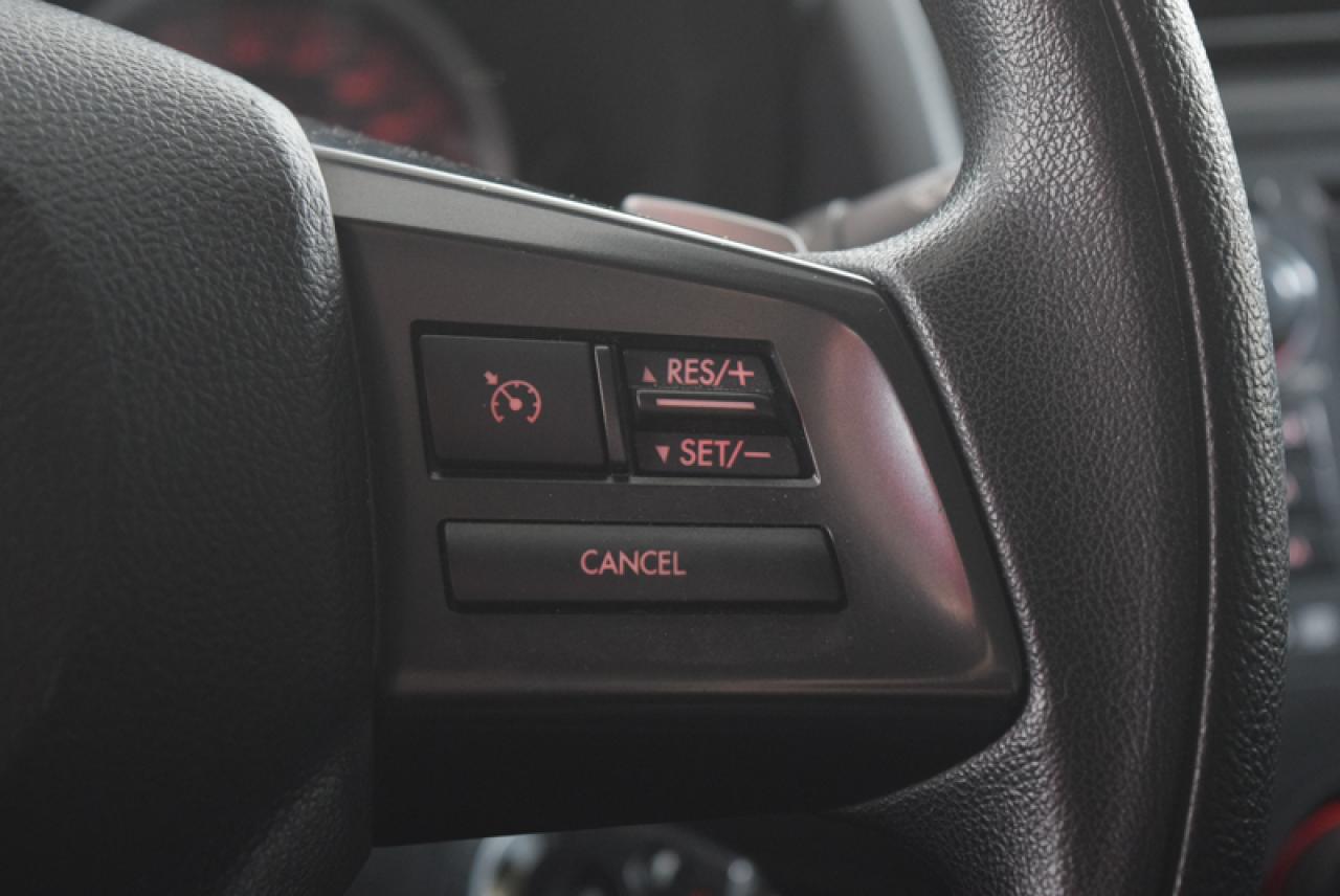 647823