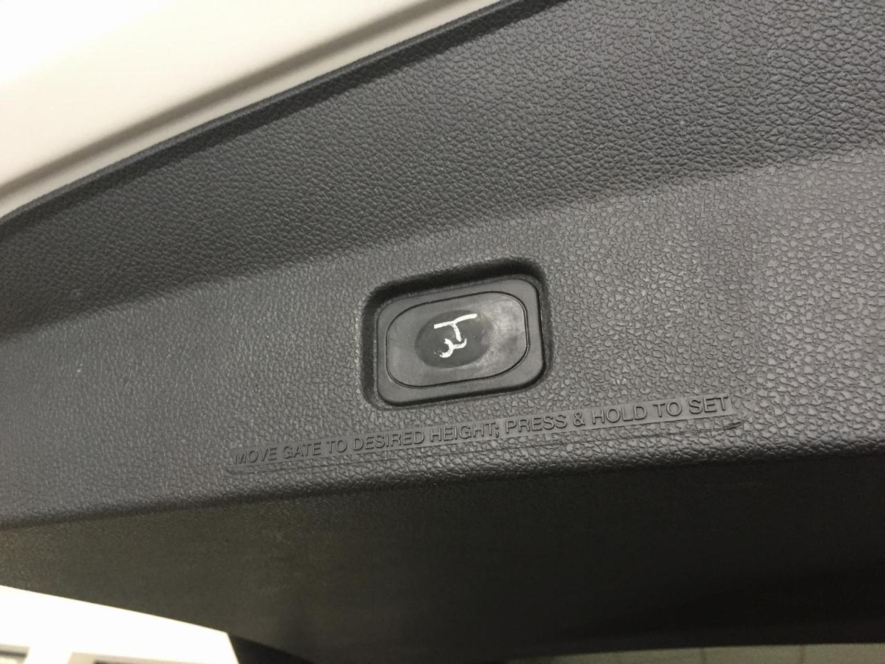 647841