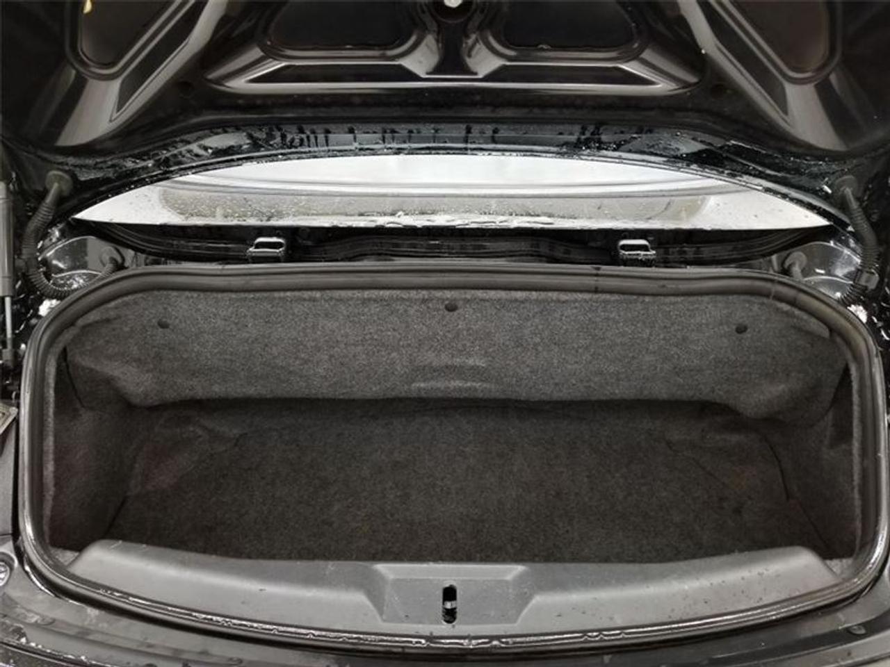 647843.11329810
