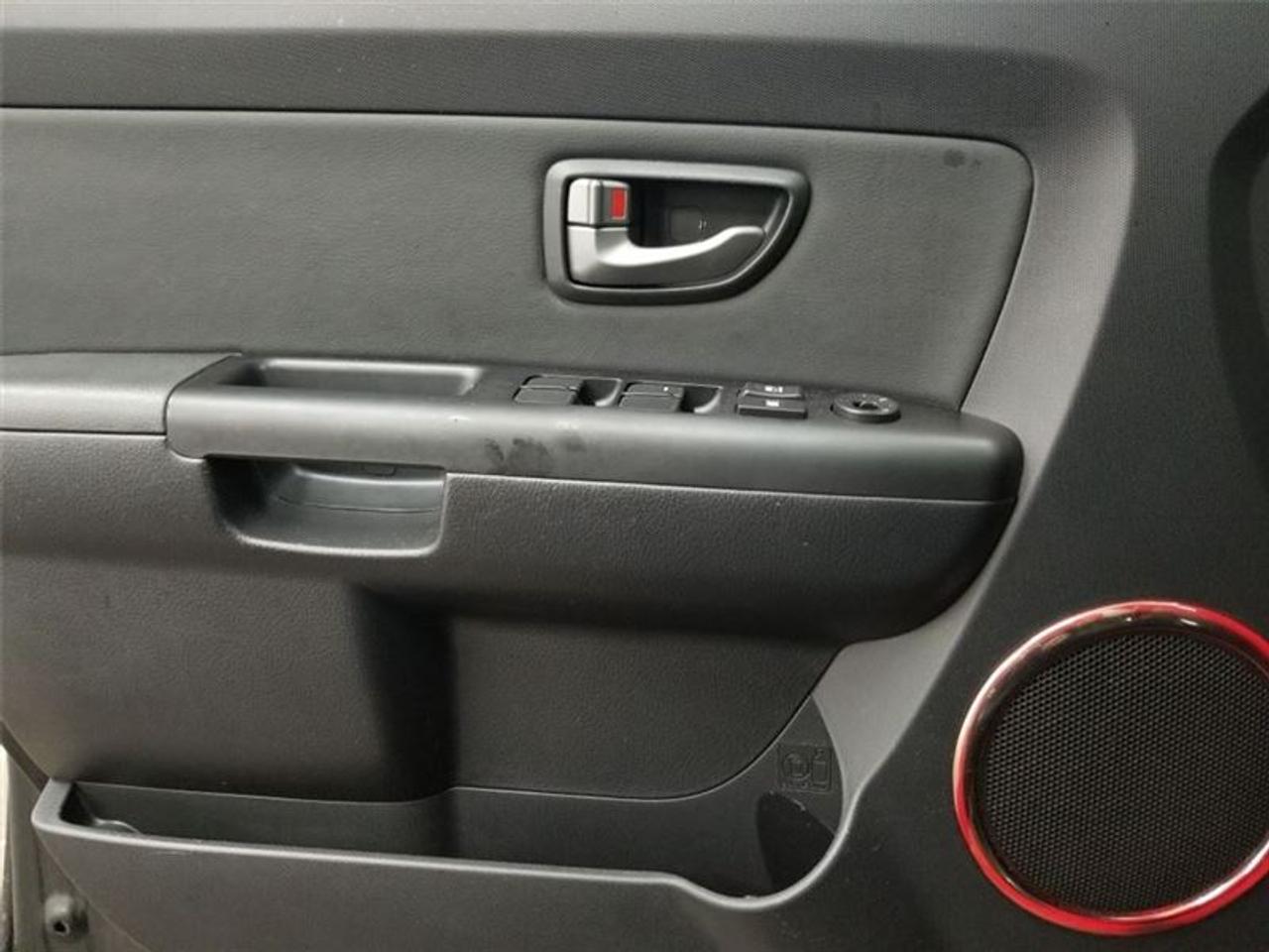 647879.11330459