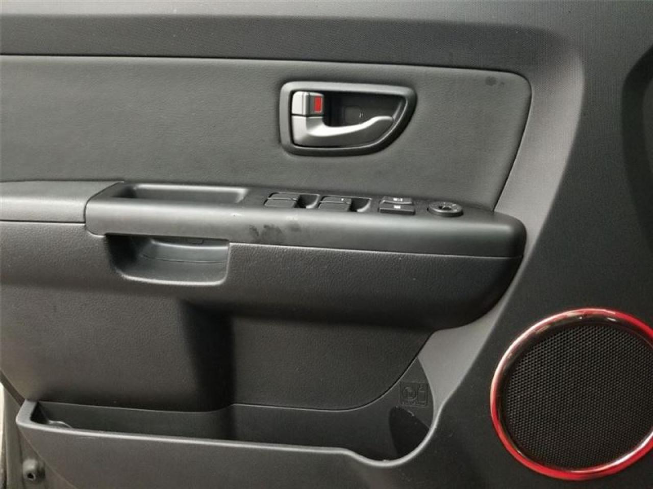 647879