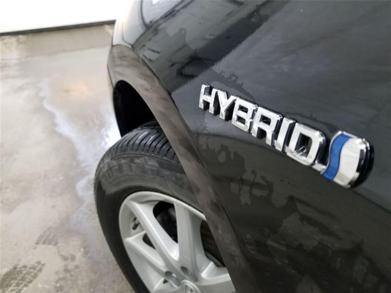 647885