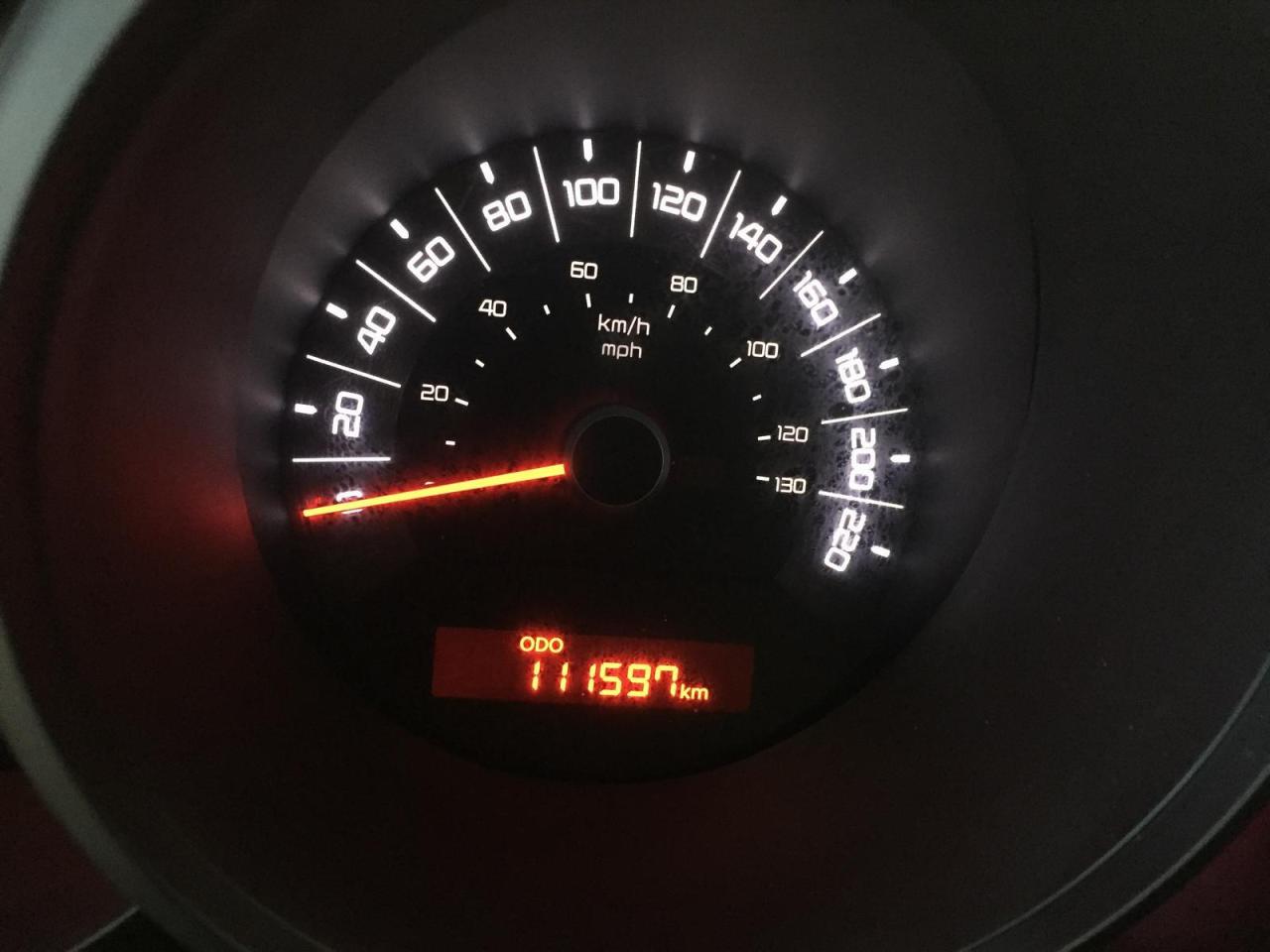 647898