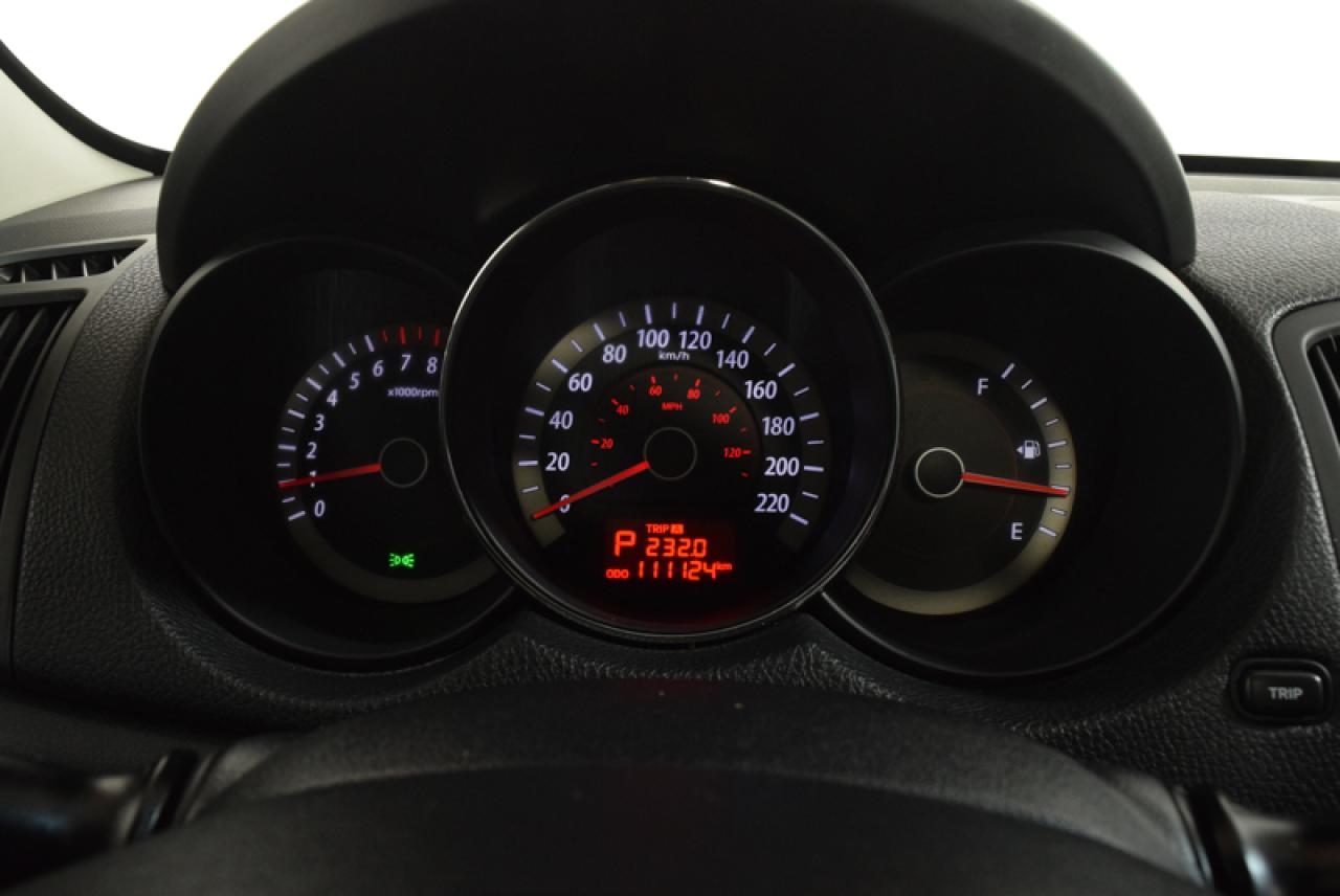 647937