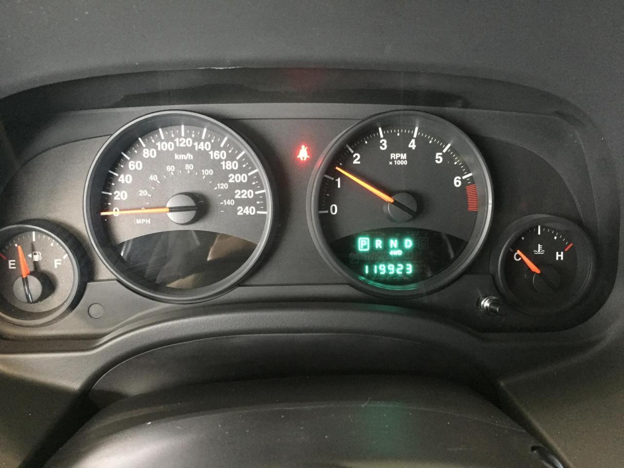 647952