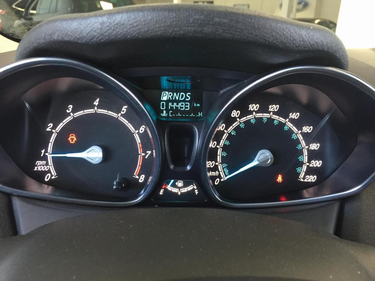 647957