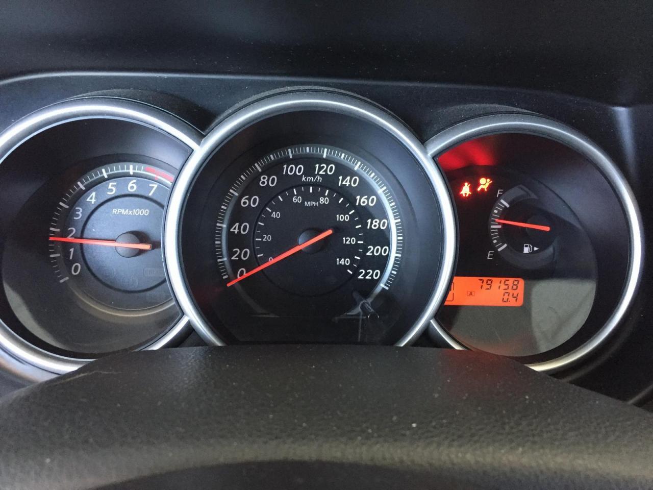 647961