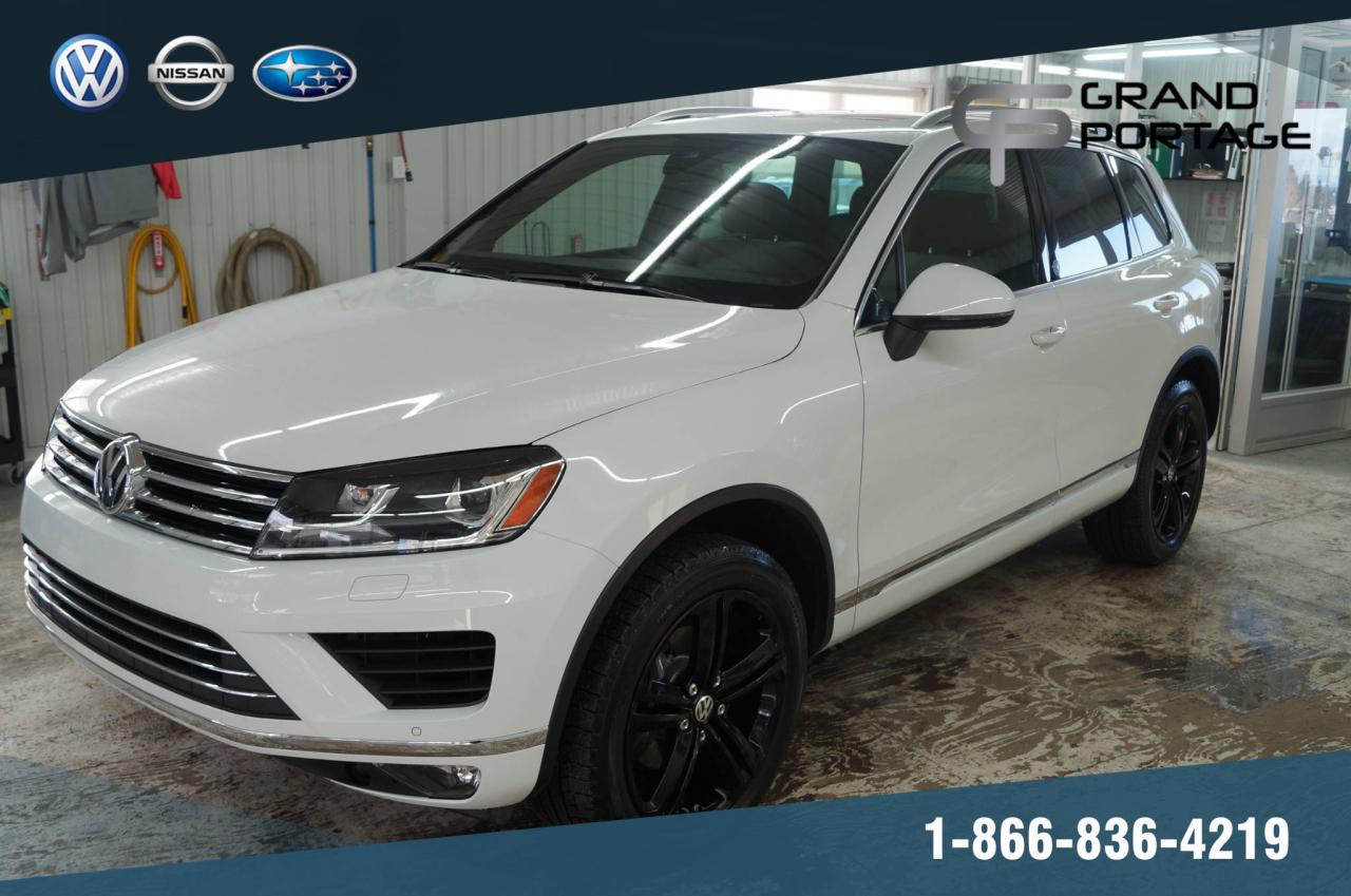 Used 2017 Volkswagen Touareg Wolfsburg 3.6L + AWD + AUTO + CUIR + CAM for sale in Rivière-Du-Loup, QC