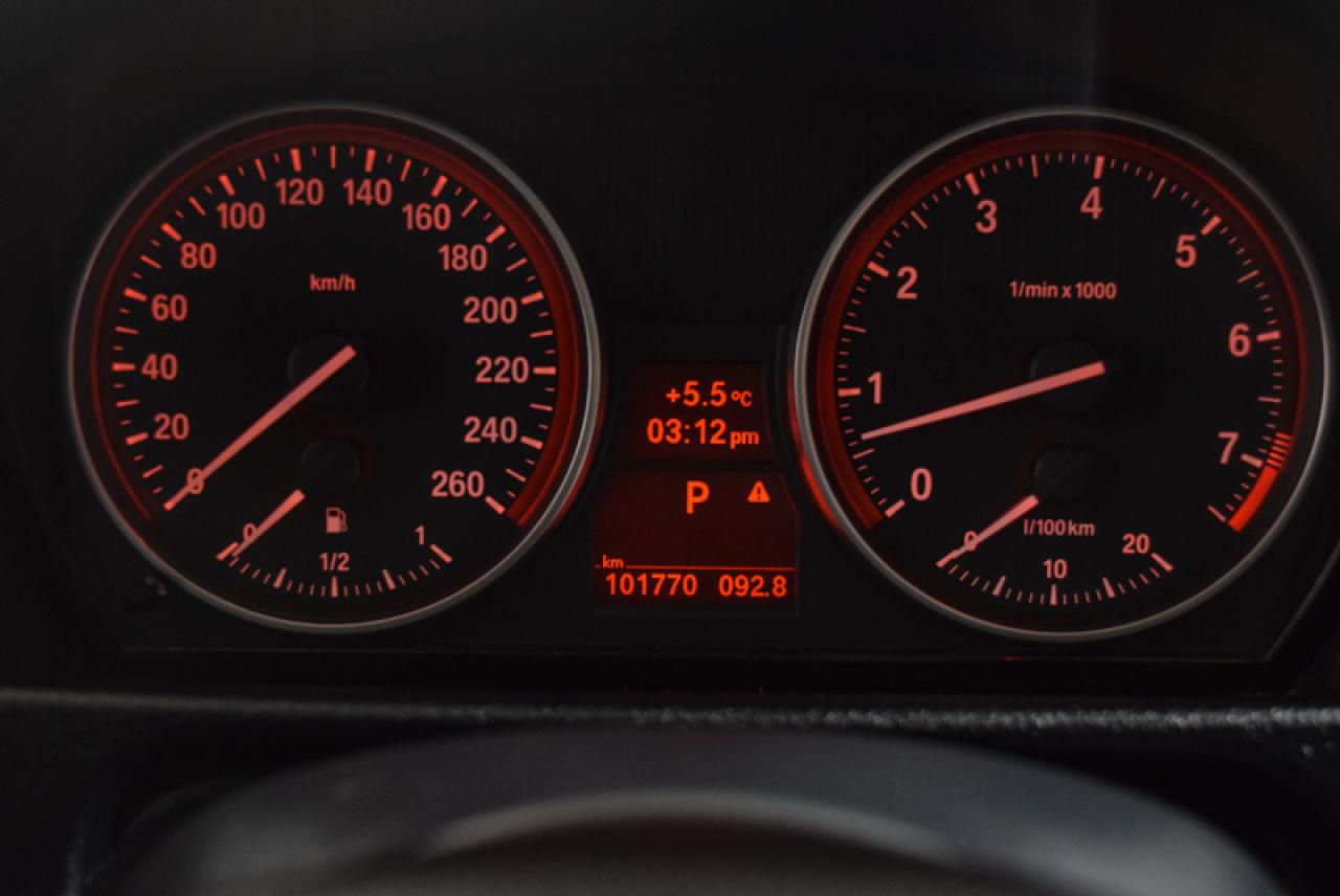 647995