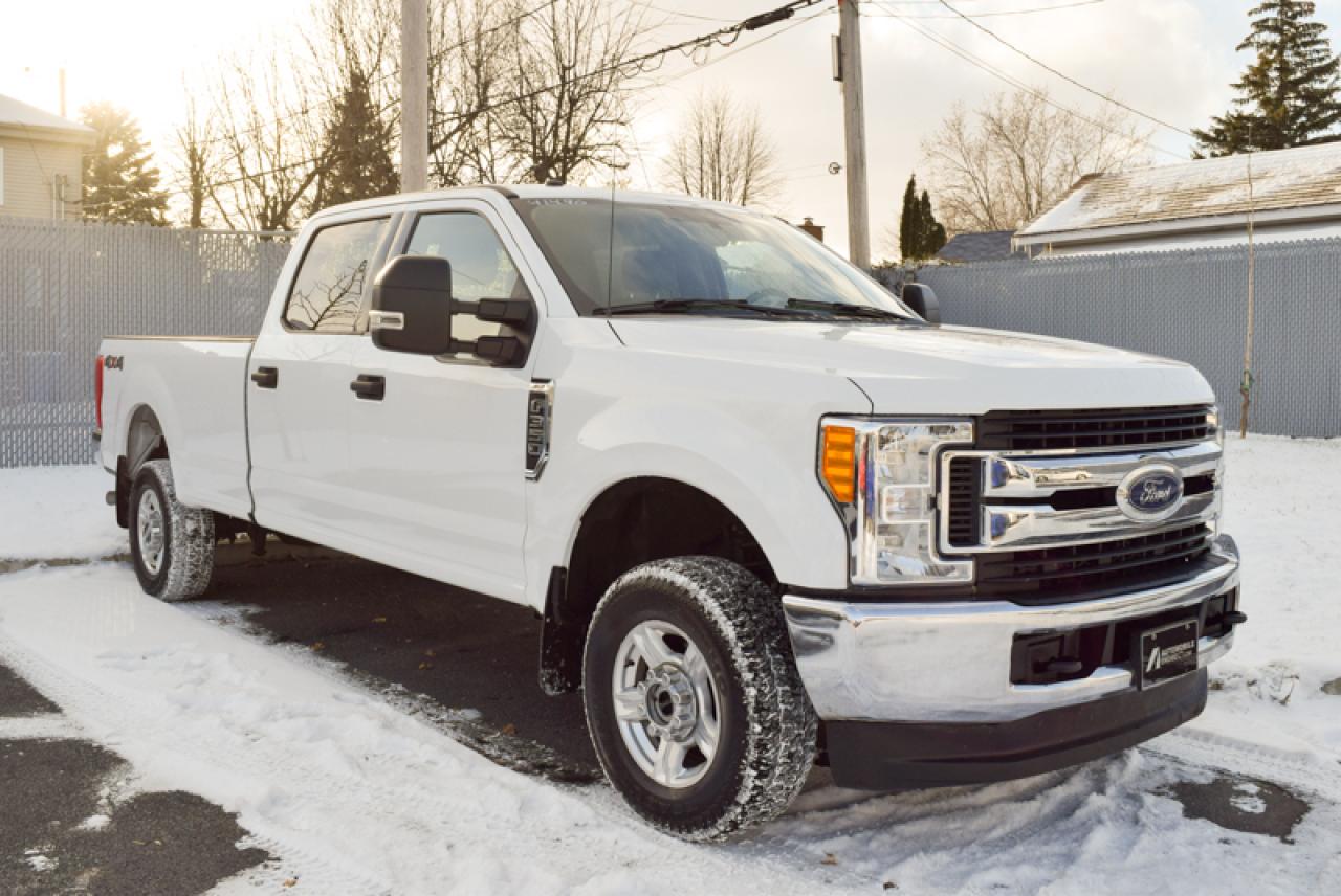 Used 2017 Ford F-350 Xlt Crew 4x4 Mags for sale in St-Constant, QC