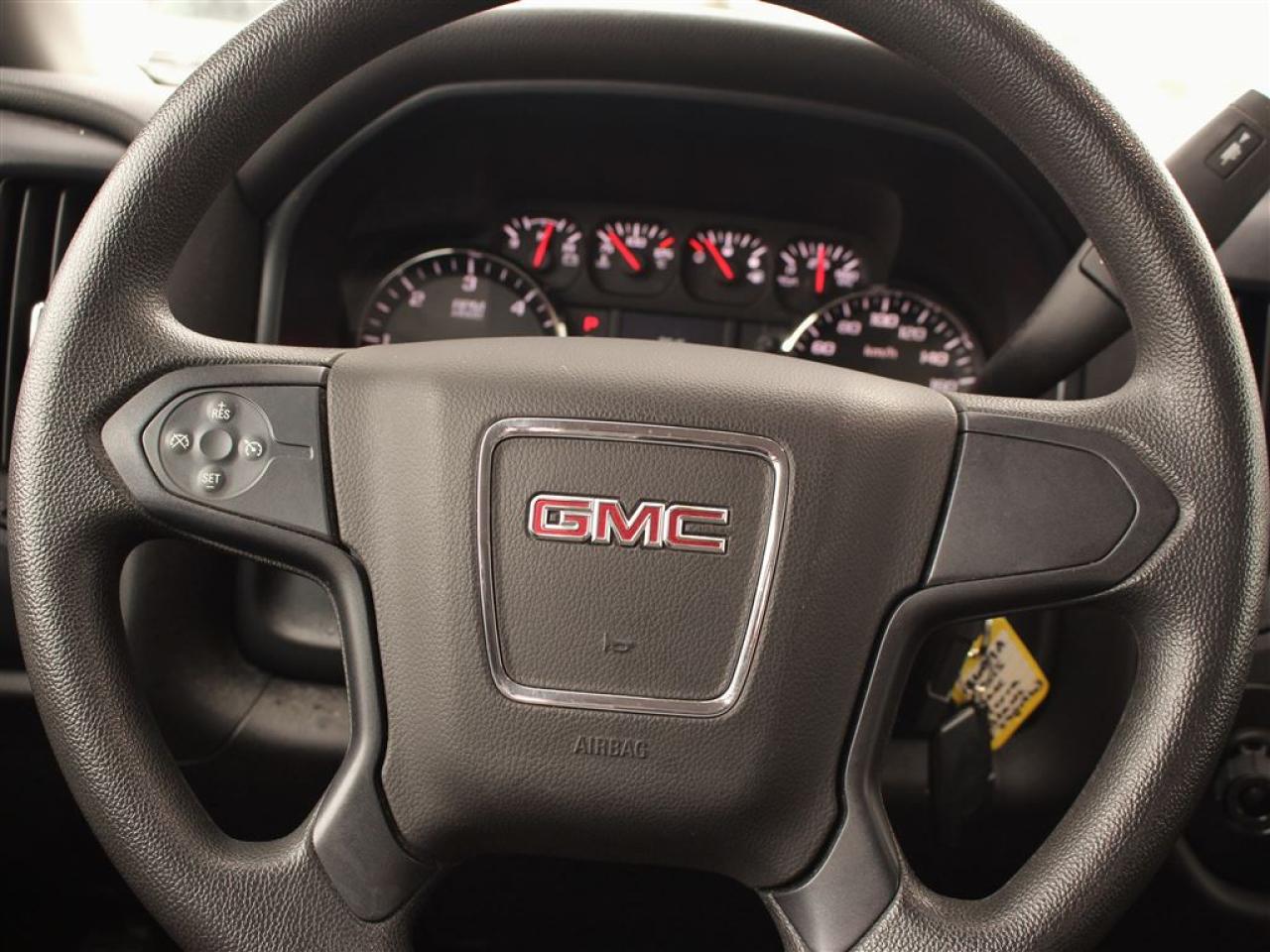 648048