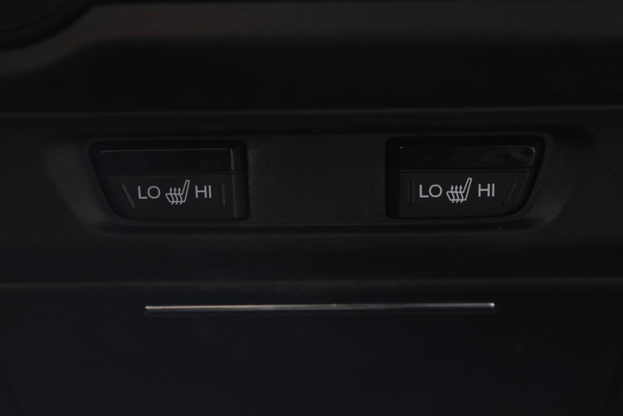 648049