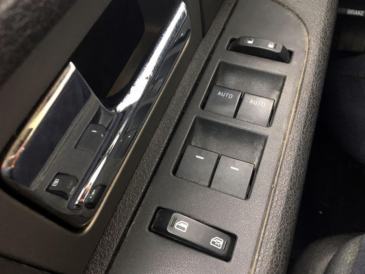 648055