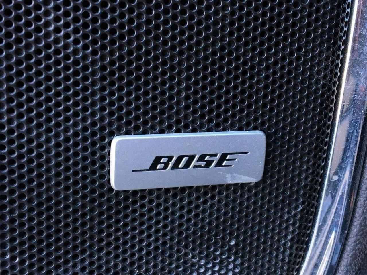 648057