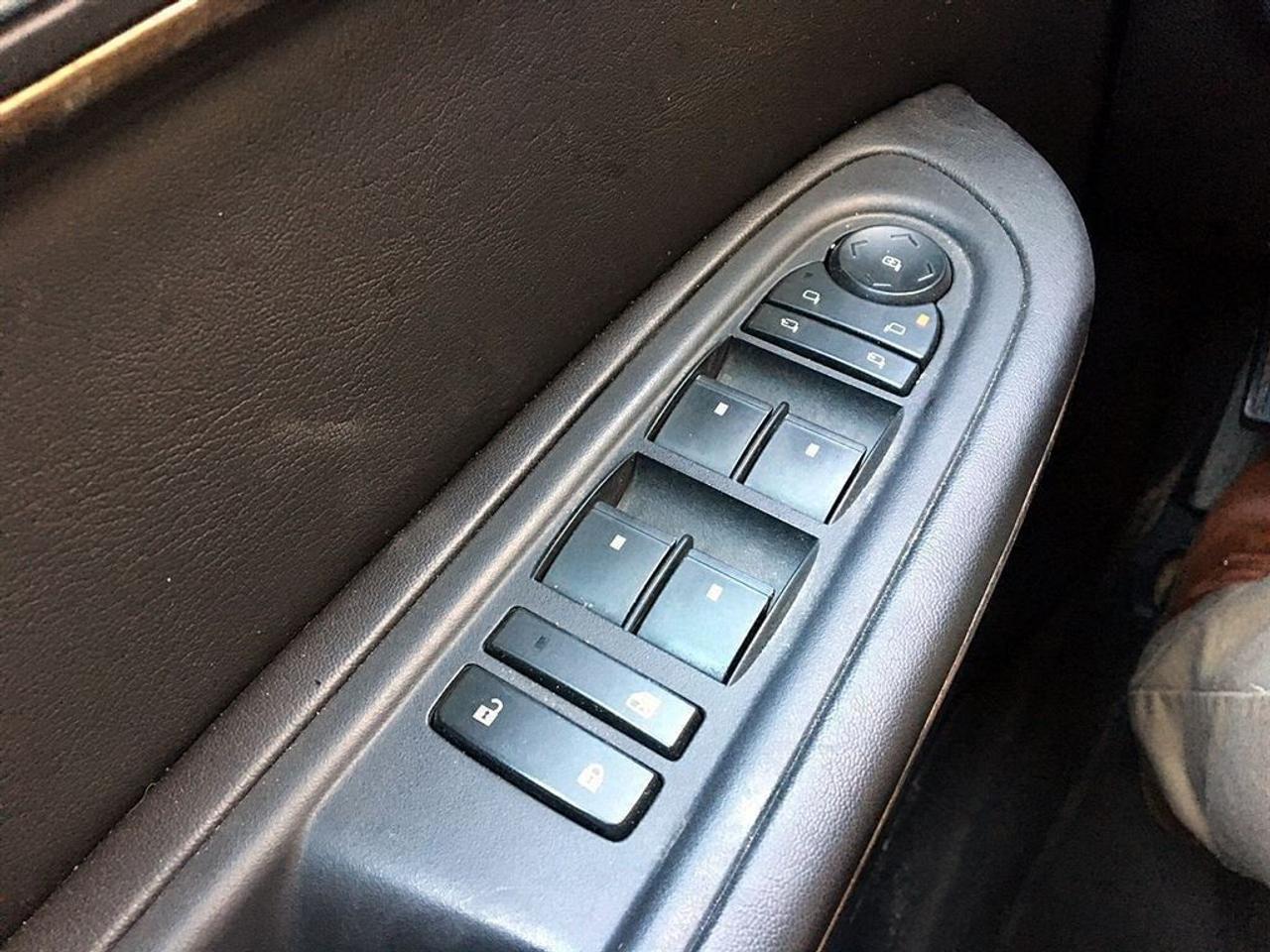 648068.11334087