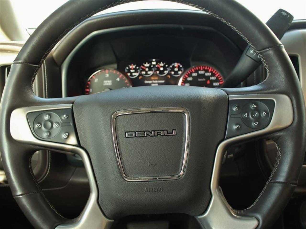 648073