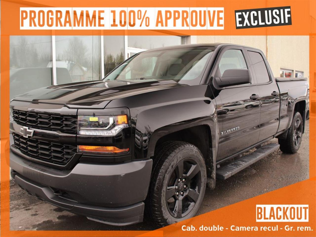 Used 2016 Chevrolet Silverado 1500 4x4 V8 Black Out for sale in St-Jérôme, QC