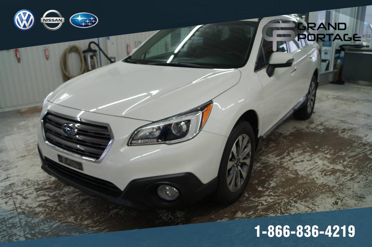 <a href=https://www.grandportageauto.com/occasion/Subaru-Outback-2017.html>https://www.grandportageauto.com/occasion/Subaru-Outback-2017.html</a>

Magnifique voiture familiale à traction intégrale toute équipée, incluant lensemble technologie, GPS, système Eye Sight, intérieur cuir, à létat de neuf. Balance de garantie prolongée limitée complète du manufacturier, 5 ans/80000 kms.