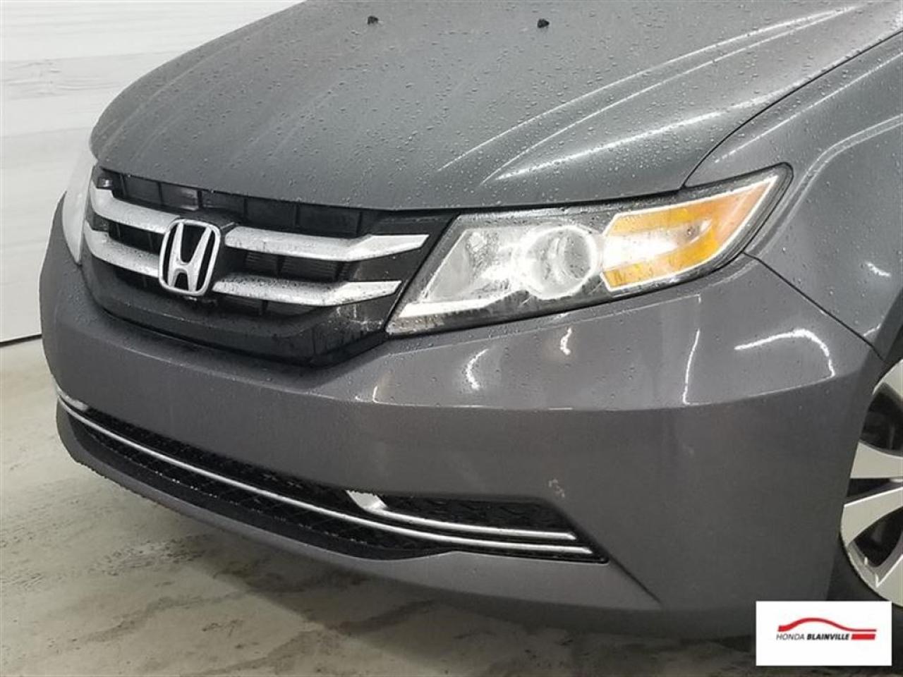 Used 2014 Honda Odyssey SE for sale in Blainville, QC