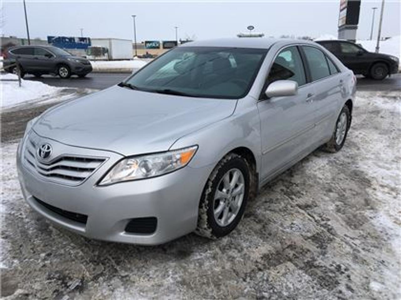<a href=https://www.autoaubaine.com/Toyota-Camry-c7017660.html>https://www.autoaubaine.com/Toyota-Camry-c7017660.html</a>

toute originale,inspection complète,kilométrage certifié,toute équipée,mag, siège électrique, support lombaire,toujours très très bien entretenue,rapport carproof inclus.