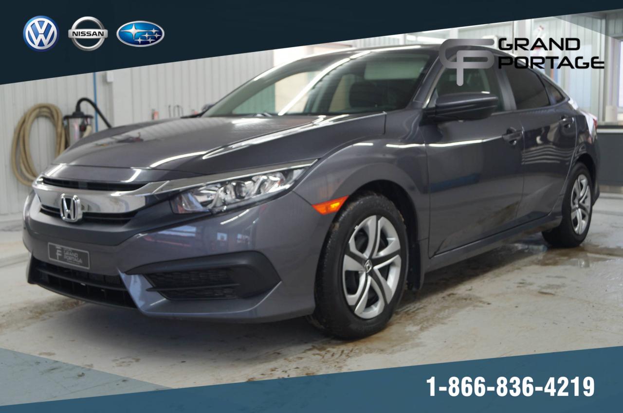 Used 2017 Honda Civic LX 2.0L + AUTO + CAMERA + VITRES + AC + for sale in Rivière-Du-Loup, QC